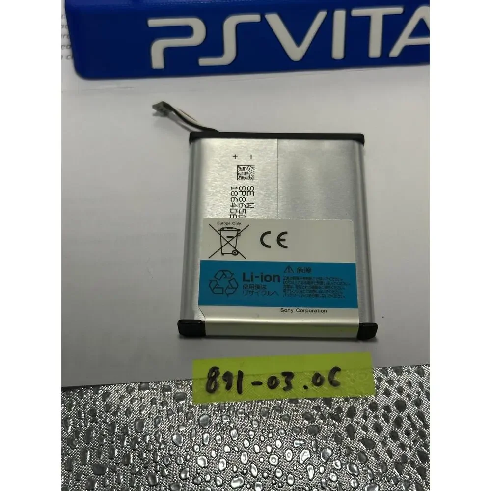 OEM ps vita 2000  battery - pre owned - authentic